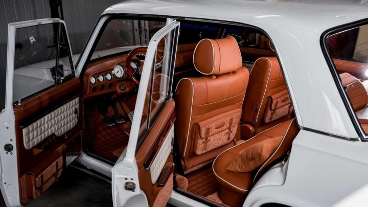 lada 4